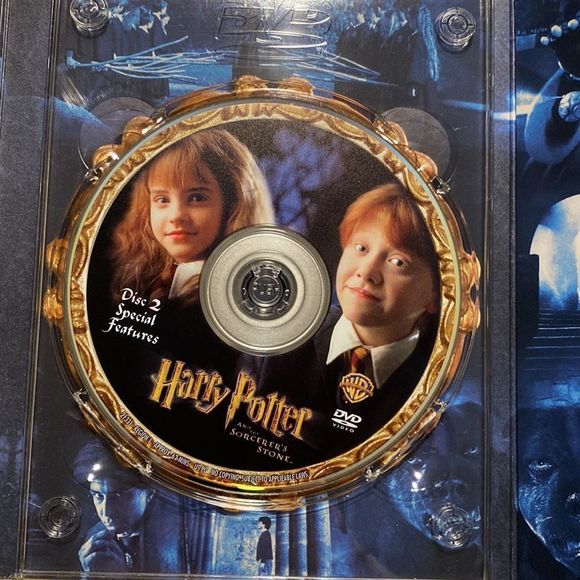 Harry Potter DVDs - Picture 6 of 12